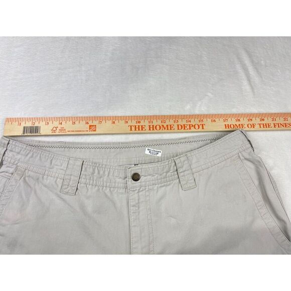 Columbia Men's Chino Pant Size 38x34 Gray 100% Cotton Mid Rise Straight Legs - Picture 15 of 16